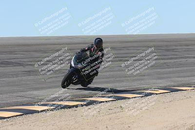 media/Oct-13-2025-Moto Forza (Mon) [[a66d839500]]/4-C Group/Session 2 (Bowl)/